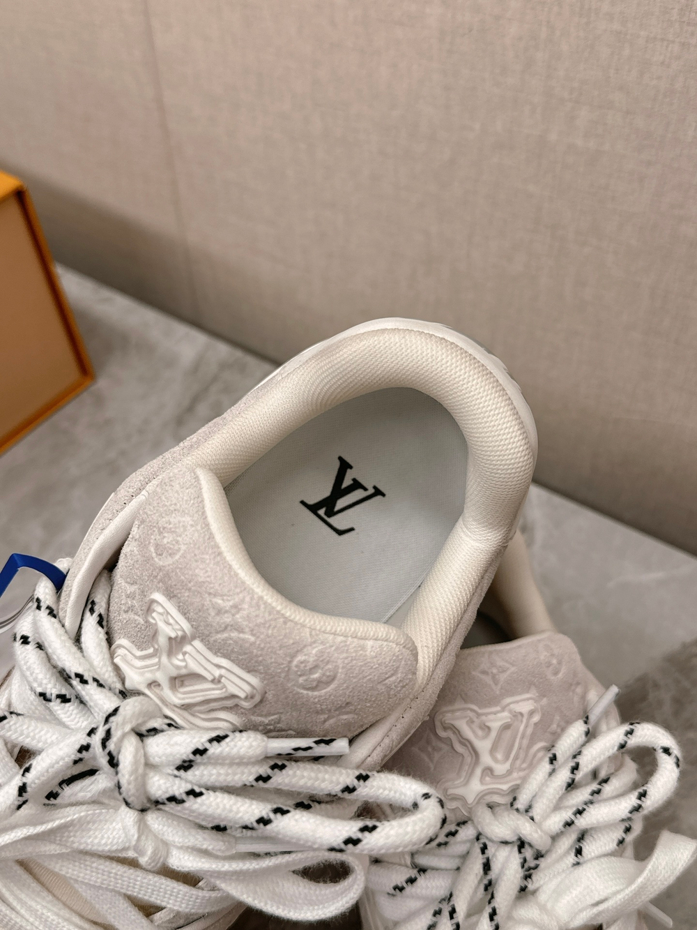 Louis Vuitton Trainer (4 colors)