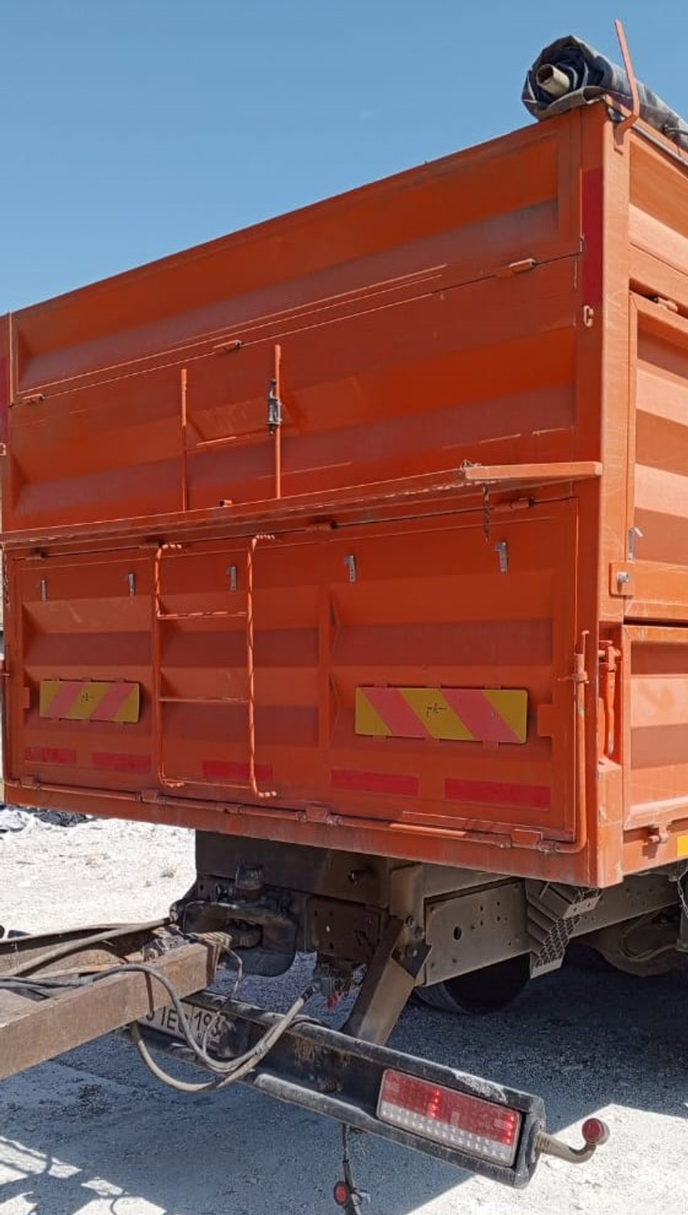 ЭНЕРГОТЕХПРОМ-ИНВЕСТ 6535* на шасси КамАЗ 65115 6x4 Зерновоз 653510 (Дизельный, 6,7 л, 292 л.с., МТ)