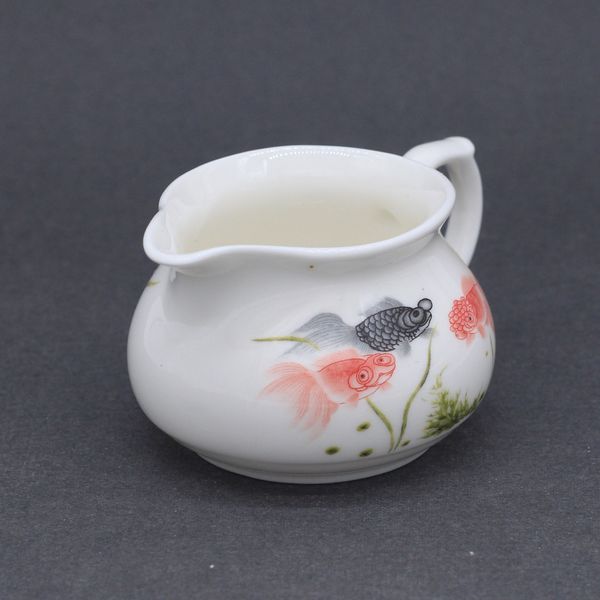 Сливник с рыбами, фарфор, 170мл