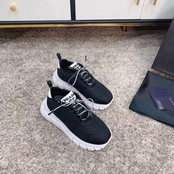 Кроссовки Prada