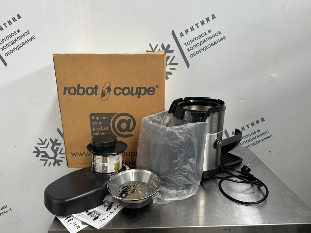 Соковыжималка Robot Coupe J 80
