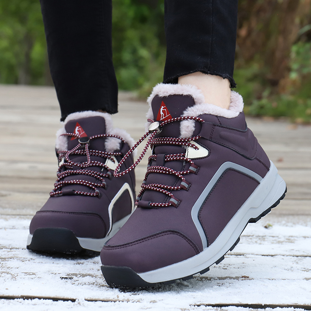 CHENGSHILUOTUO Mid top Insulated Shoes Women"s