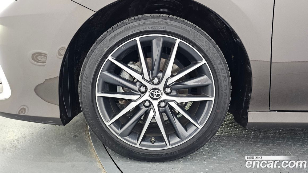 Toyota Camry (XV70) 2.5 XLE Hybrid (06.2021)