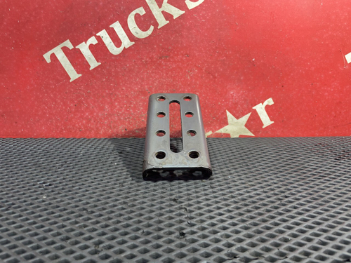 Кронштейн амортизатора заднего