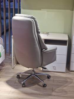 Кресло офисное 2909 982659 grey color LEATHER