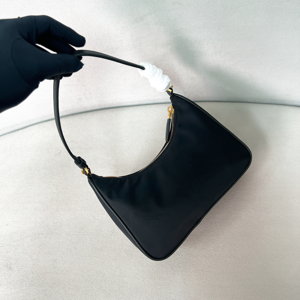Prada Re-Edition 2005 Re-Nylon