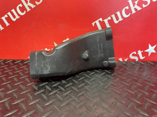 Воздуховод отопителя