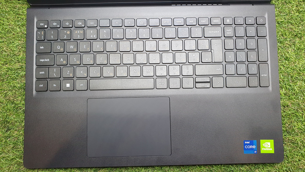 Ноутбук Dell i7-11/16Gb/MX350 2Gb/FHD/Vostro 3510 P112F [3510-5258]/Windows 10