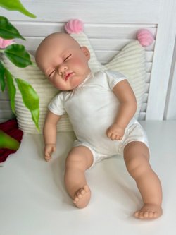 Кукла Nines 45см MI BEBITO с пледом в пакете (N7040K1)