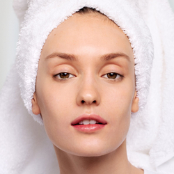 Bobbi Brown Soothing Cleansing Oil - нежное очищающее масло /   200  ml  / GTIN 716170225401
