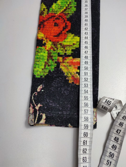 Платье оригинальной расцветки 44 размер