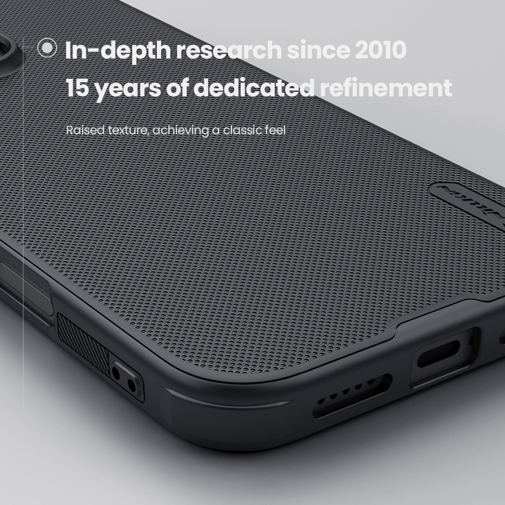Чехол противоударный от Nillkin c поддержкой зарядки MagSafe для iPhone 16 Pro, серия Super Frosted Shield Pro Magnetic Case