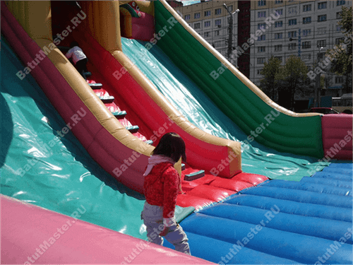 Коммерческий надувной батут "Сафари парк" 14*7*7 м