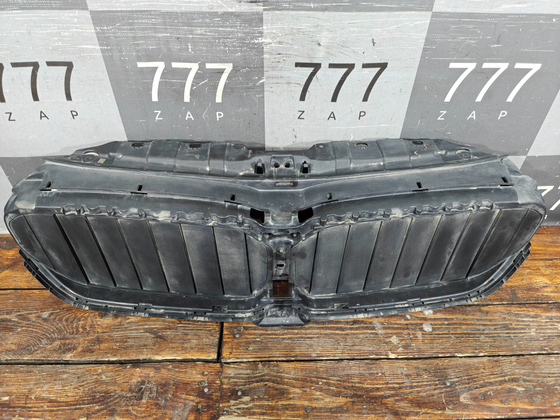 Жалюзи радиатора BMW 5-Series (G30) 20-23 Б/У Оригинал 51745A218F3