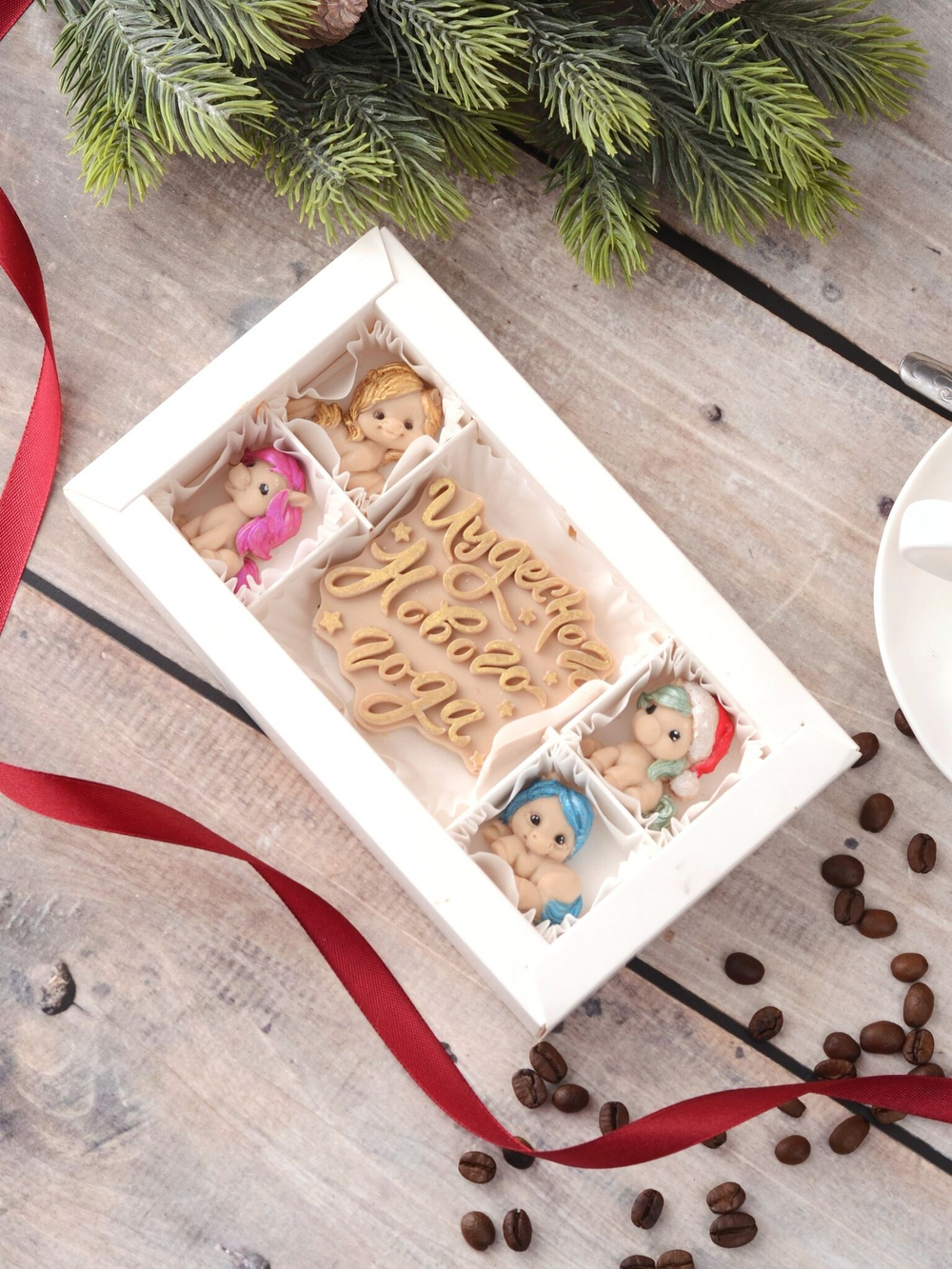 Набор из шоколада "Чудесного Нового Года" с лошадками #1