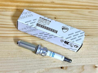 Ducati Свеча зажигания Streetfighter V4 / Panigale V4 67040511A
