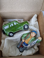 Фарфоровая игрушка "Машина УАЗ"