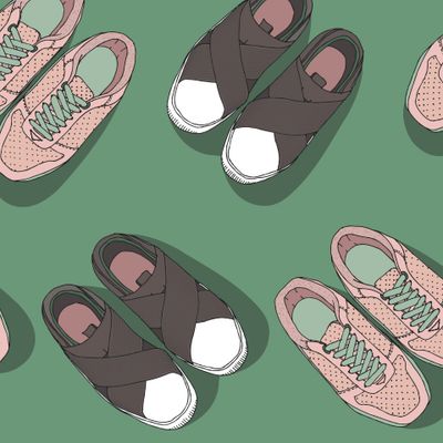 Спортивная обувь