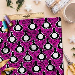 Ткань дюспо чёрно0белые кегли на розовом фоне