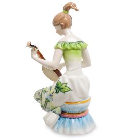 JP-37/ 4 Фигурка «Девушка с домрой» (Pavone)