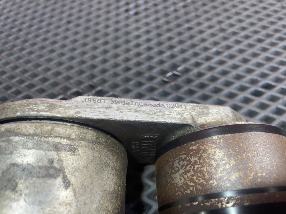 Ролик-натяжитель ручейкового ремня