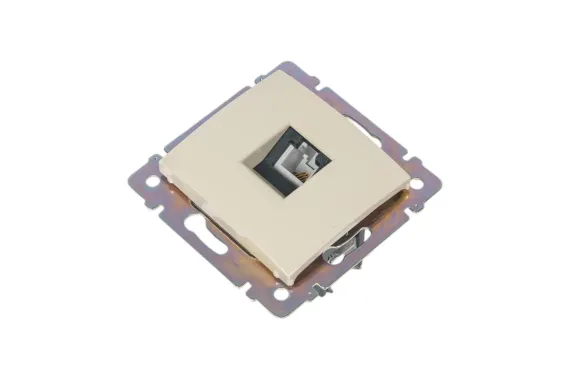 Розетка RJ11 Legrand Valena телефонная слоновая кость 04182