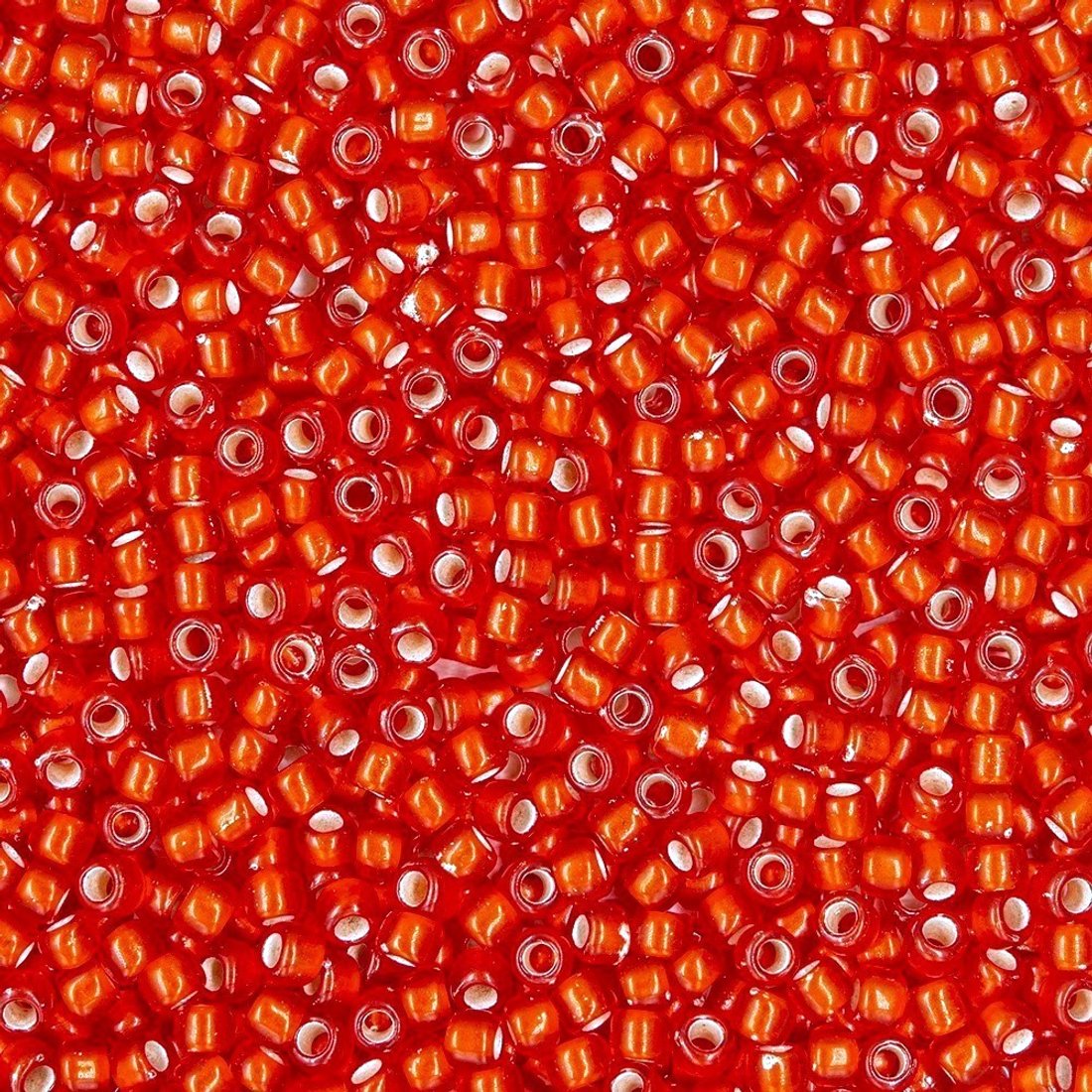 Японский бисер TOHO Round 11/0 (№25F), с внутренним серебрением, прозрачный матовый