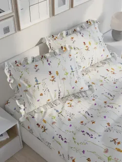 Декоративная наволочка с рюшами, оборками "Маргарита" 40х60 см, 1 шт, без молнии