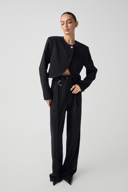 Укороченный жакет