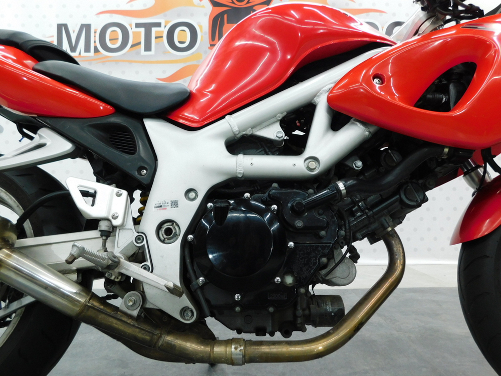 Suzuki SV400 038250