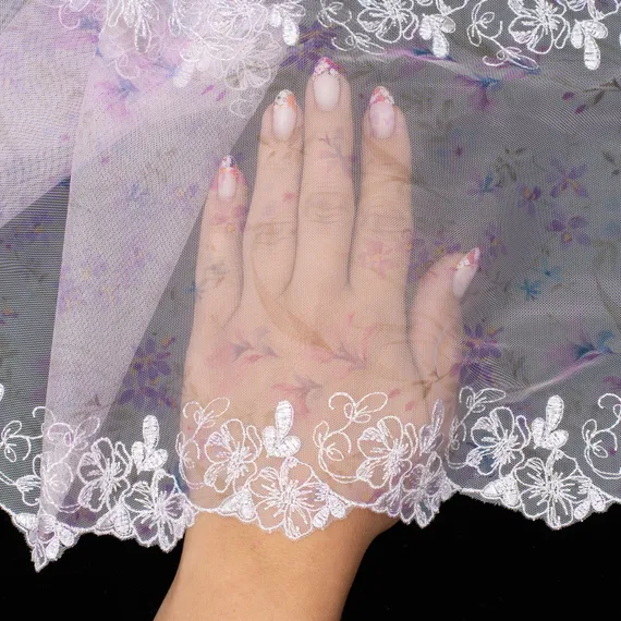 Вышивка на сетке лаванда 22 см