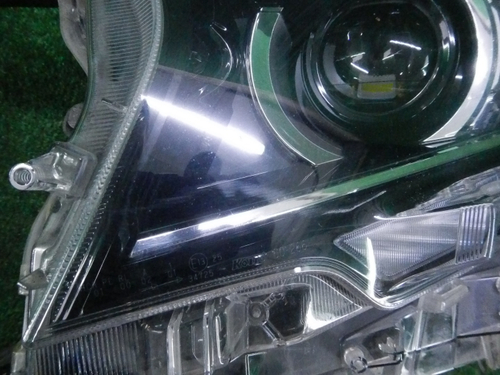 Фара левая Toyota Land Cruiser Prado 150 (2017-н.в.) LED