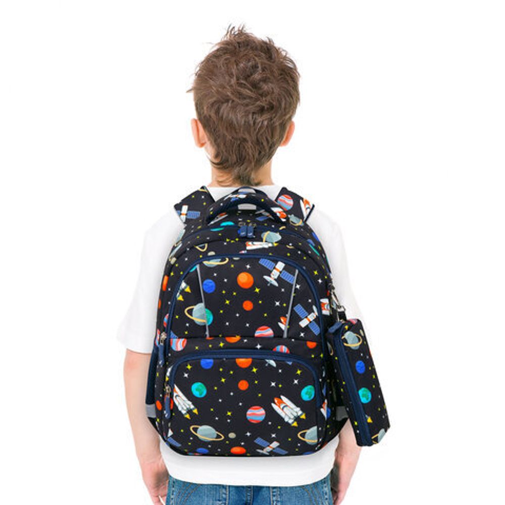 Рюкзак BRAUBERG KIDS SET, с пеналом в комплекте, 2 отделения, "Space infinity", 37x28x16 см, 272099