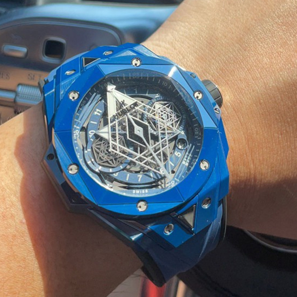 Часы HUBLOT BIG BANG 100 45mm 45mm, 418.EX.5107.RX.MXM21