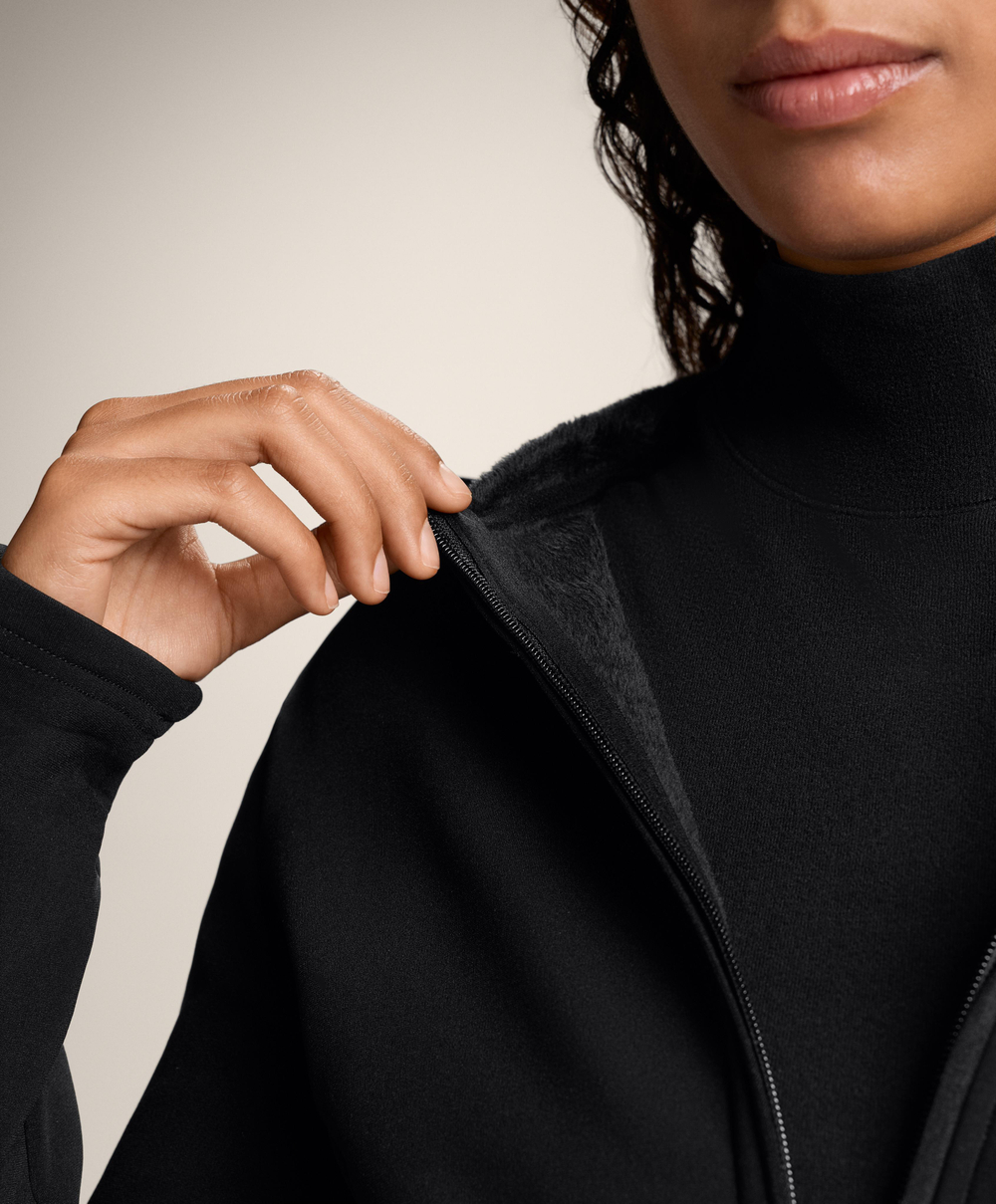 Oysho Сверхтеплая техническая куртка, черный