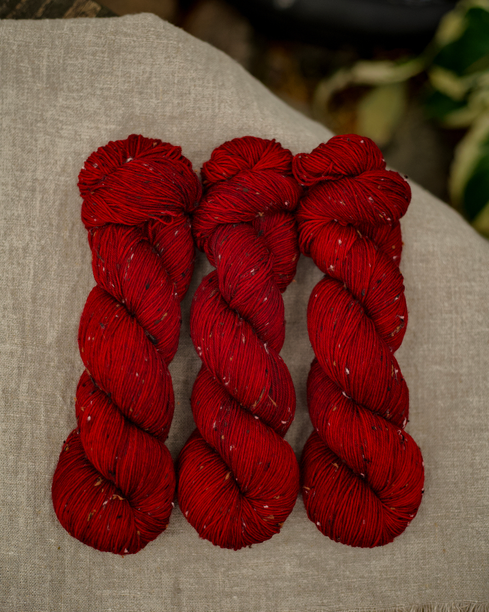 Носочный твид "Deep red" (Насыщенный красный)