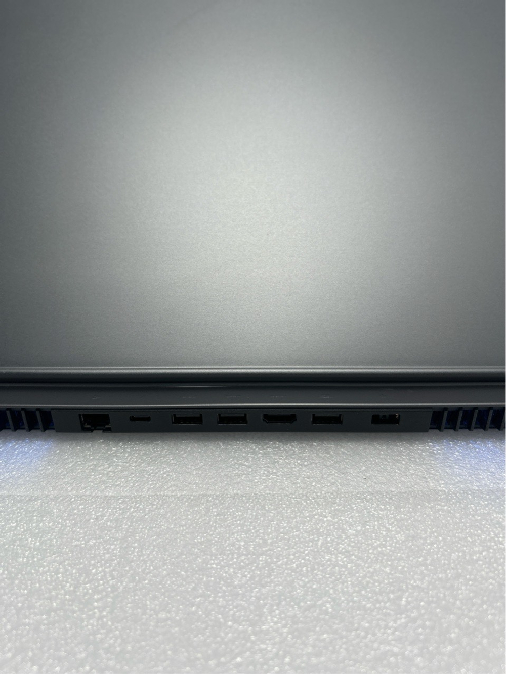 Ноутбук Lenovo Legion 7 16ITHg6 (82K60078RU) 16"/Intel Core i7 11800H/RAM 32/SSD 1024 GB/GeForce RTX 3080/2560 x 1600/IPS/Windows 10/Подсветка - кл:RGB/темно-серый. Состояние: B1