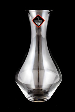Декантер для вина 1700 мл Riedel Cabernet Magnum черный фон