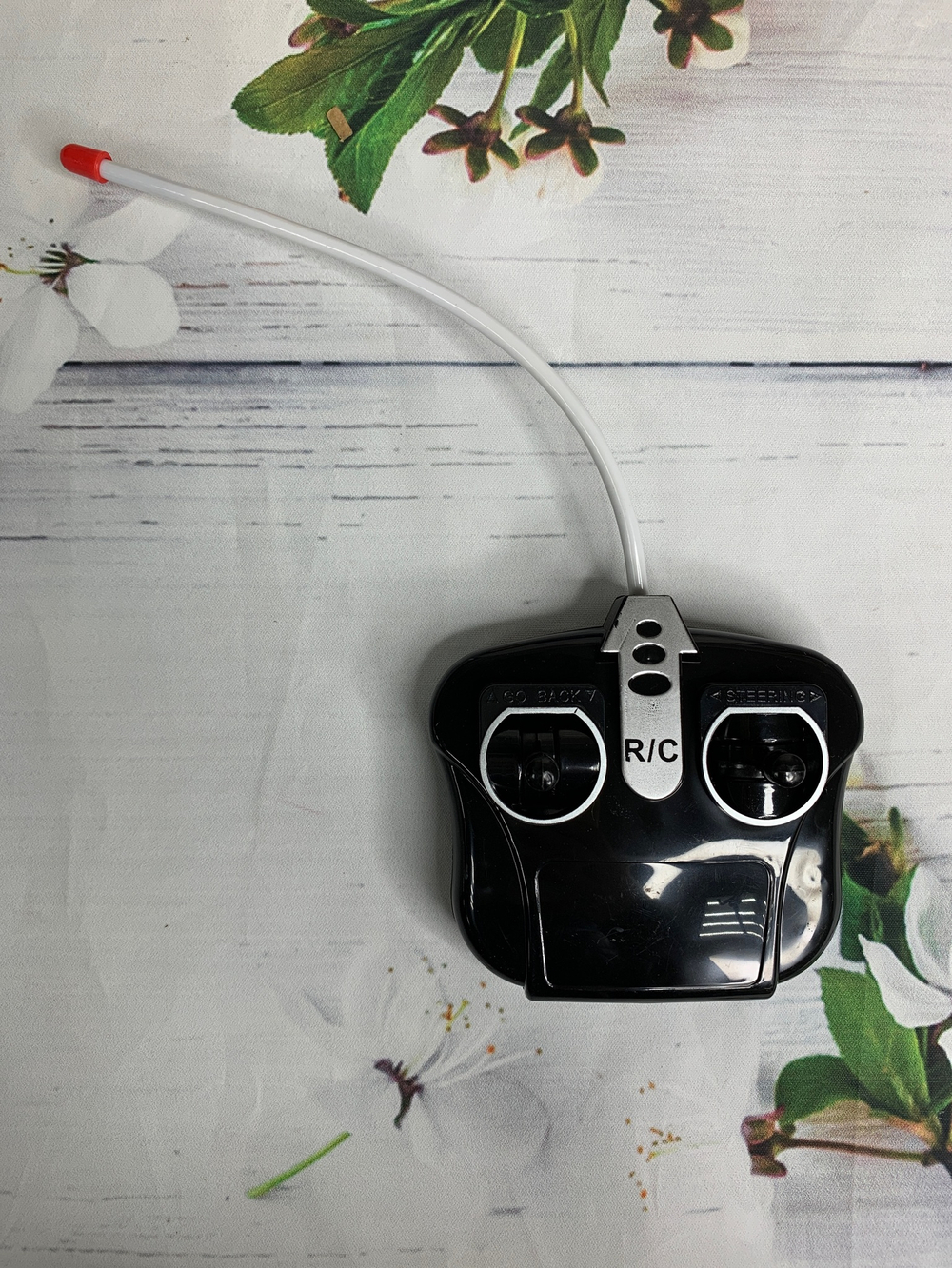 1168440/AUTODRIVE Р/У Монстр-трак, движение вперед/назад/повороты, цвет синий, аккум. в компл., в/к