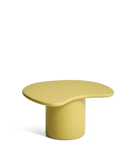 Уличный столик Macarella из горчичного бетона, 83 x 77 см