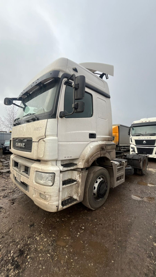 КамАЗ 5490 4x2 Седельный тягач 5490-S5 (Дизельный, 12,0 л, 401 л.с., МТ)