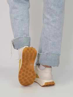 Кроссовки женские демисезонные