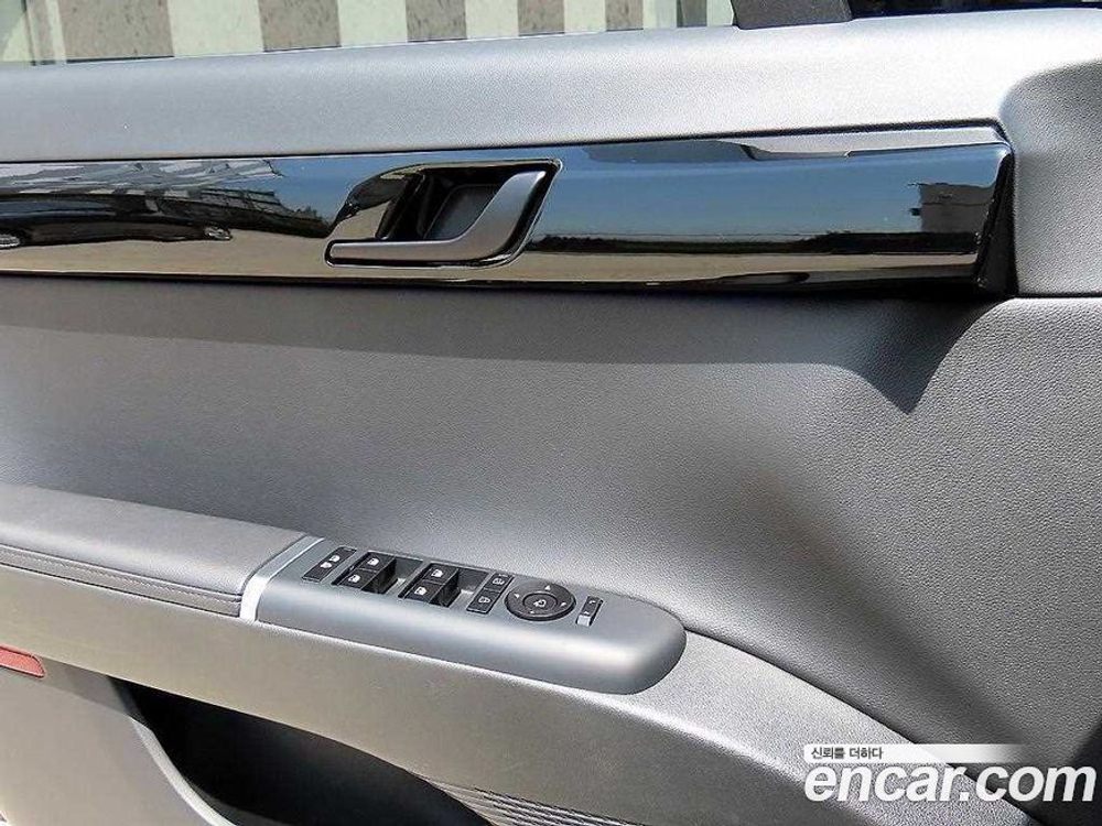 Hyundai Grandeur (Azera) (GN7) 2.5 Бензин 2WD (08.2023)