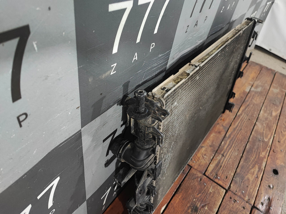 Радиатор двигателя Volvo XC70 2 07-16 Б/У Оригинал 31368361