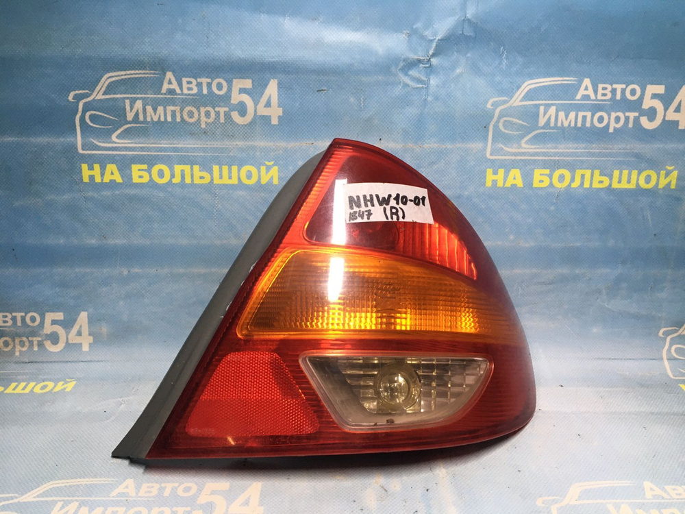 Стоп правый TOYOTA PRIUS 1999