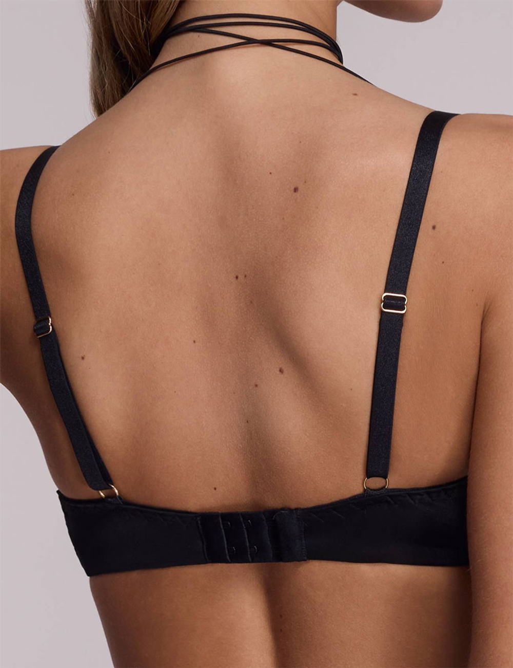 Бюстгальтер с вкладышами пуш-ап Ava INFINITY 2176 U Push Up black