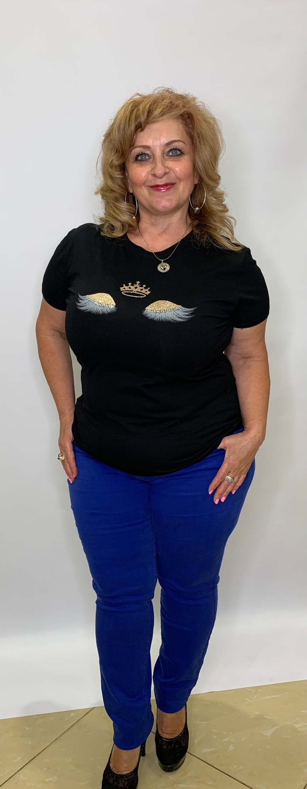 Джинсы яркого цвета