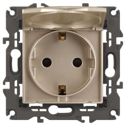14-2103-04 ЭРА Розетка 2P+E Schuko со шторками с крышкой, 16A-250В, IP20, Эра Elegance, шампань (10/ | Elegance Шампань