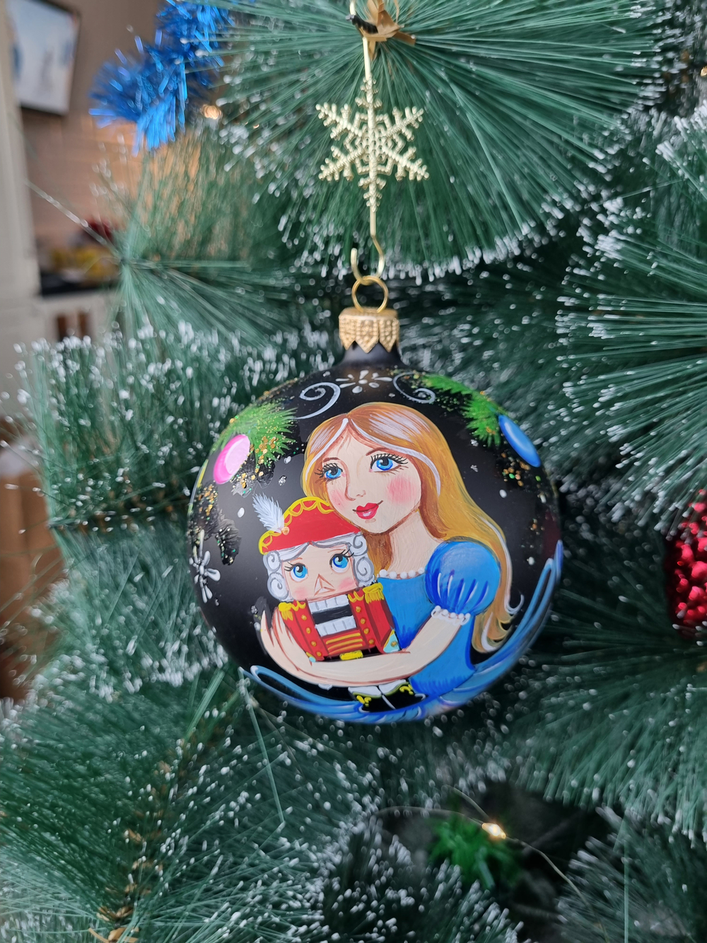 Шар стеклянный "Щелкунчик" ручная роспись