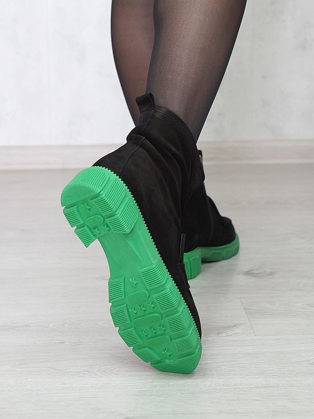 Полусапожки женские LAPYA 1571-50